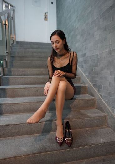护士被老头边摸边吃奶的视频_超清全集免费播放
