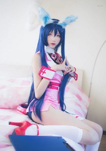 女老板的反击电视剧结局_JVID性感写真
