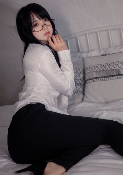 妈妈的职业中语版三义_1080神马影院在线