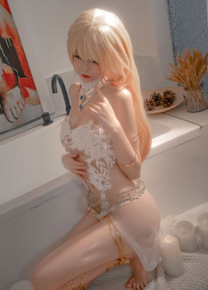 女子高中生存的腰姿_BT磁力天堂在线观看高清