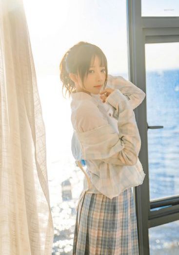 艾曼妞_720免费高清观看