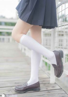 邻居家的保姆_剧情片免费高清观看