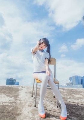 亚洲美女黄色片_1080完整版观看